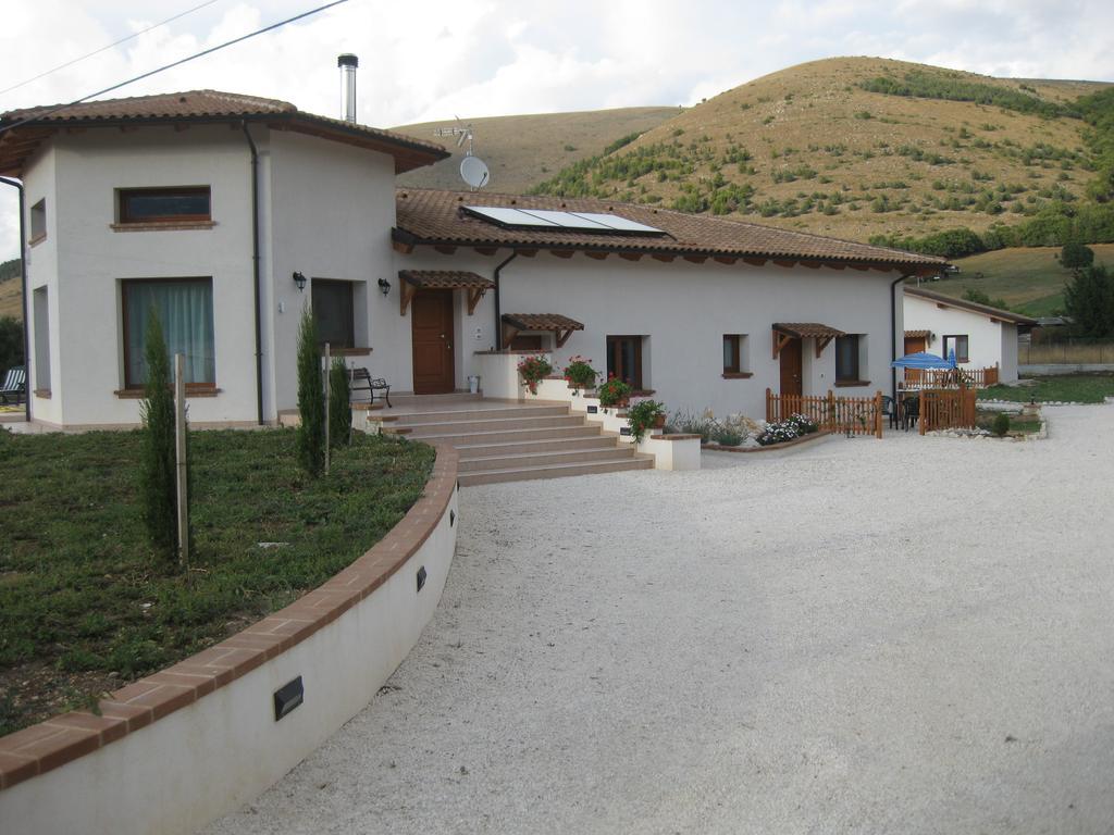 Bed and Breakfast La Collina Di Peppino Trasacco Экстерьер фото